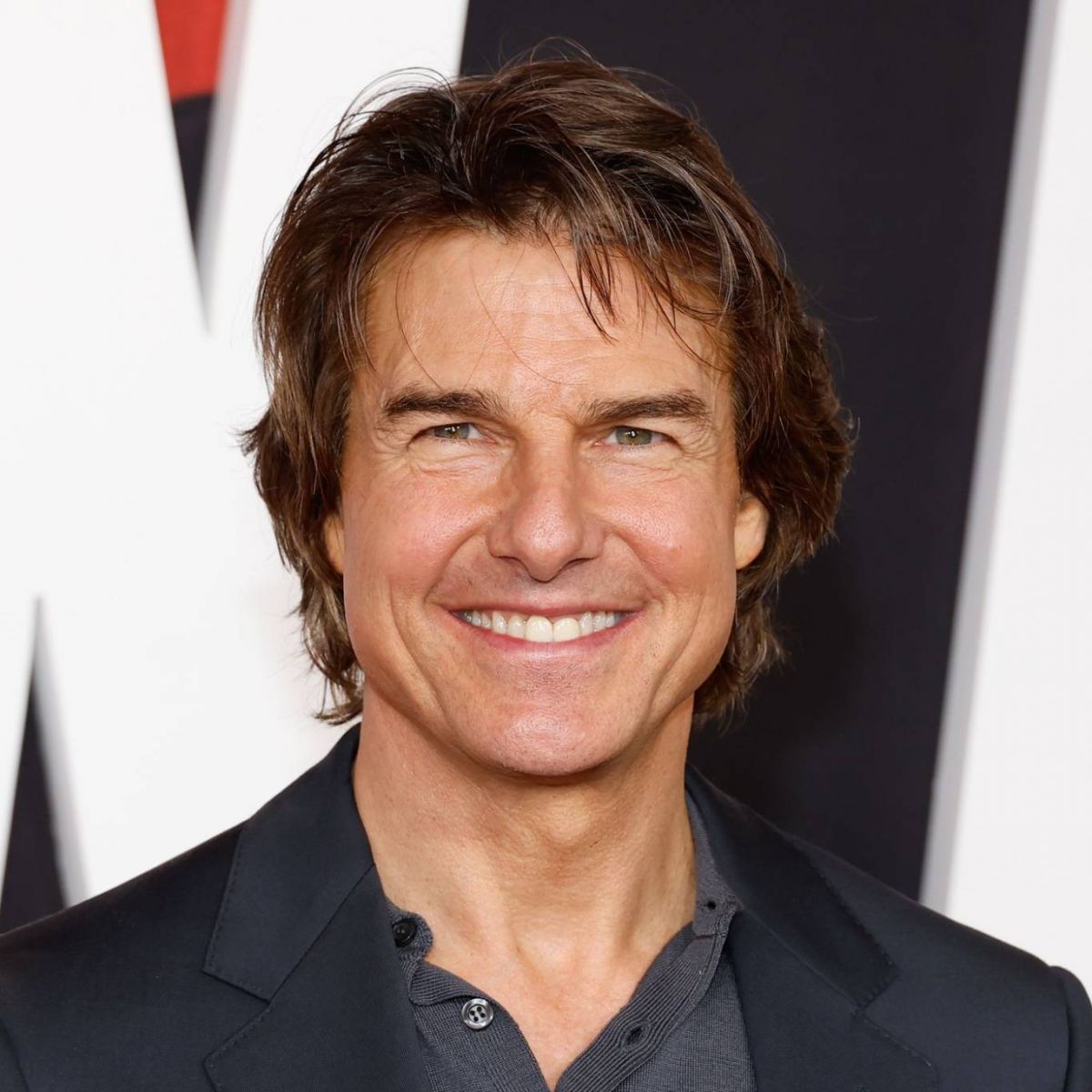 فنانة شابة تنفي مواعدتها لتوم كروز