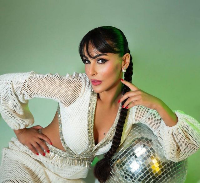 بالفيديو - ميس حمدان تتحدث عن الإكتئاب وفتى أحلامها