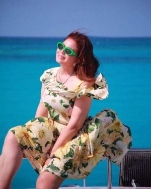 خاص "لها" - إلهام شاهين تحسم جدل تصريحها عن الصلاة