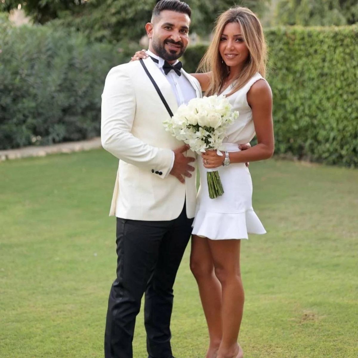 أحمد سعد يعلّق على عودته إلى طليقته