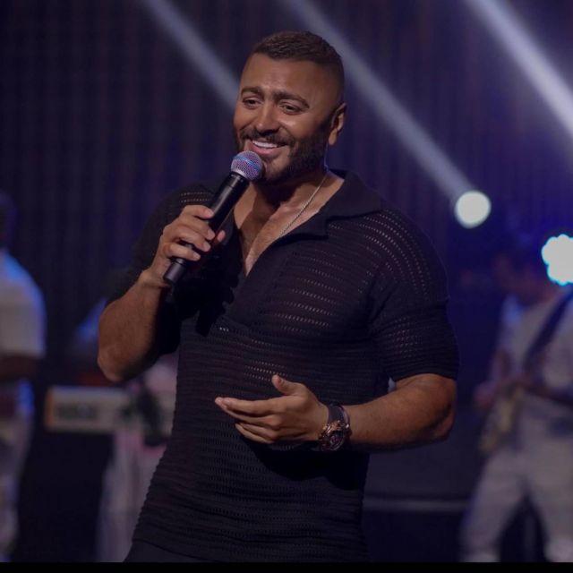 تامر حسني في حفله بالساحل الشمالي