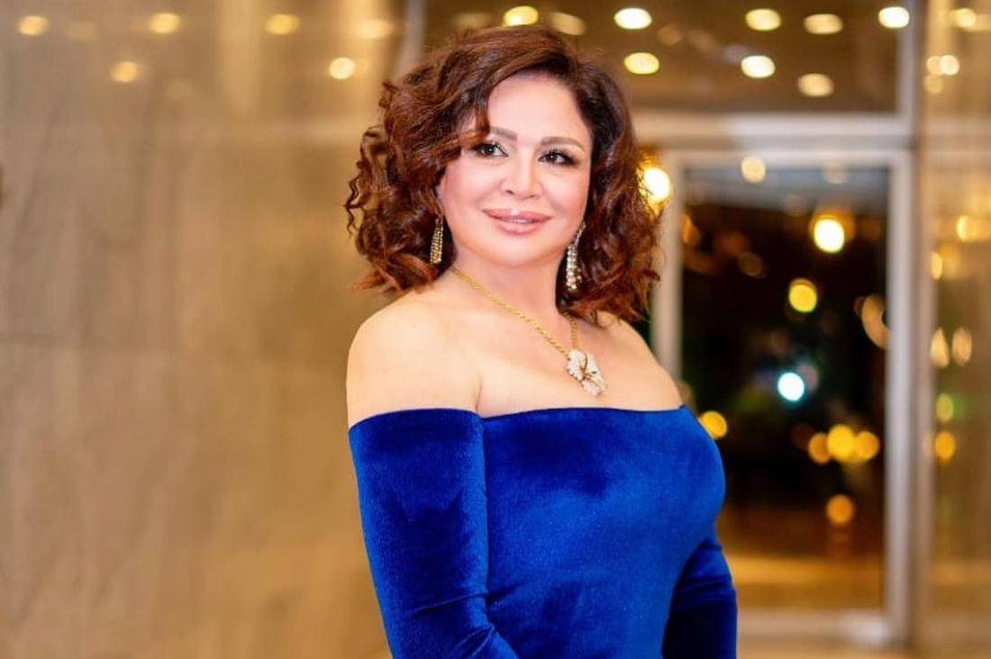 إلهام شاهين في عزاء وزفاف عائليين في اليوم نفسه