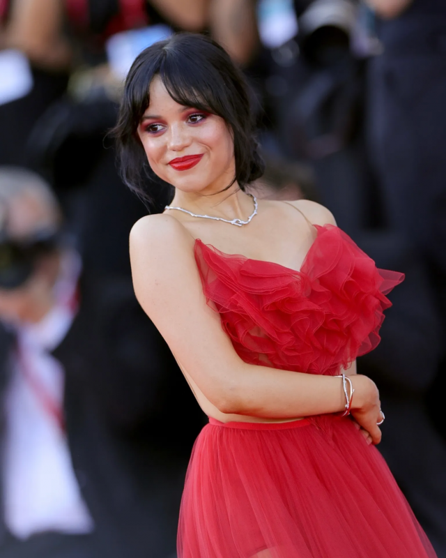 Jenna Ortega in Dior Joaillerie