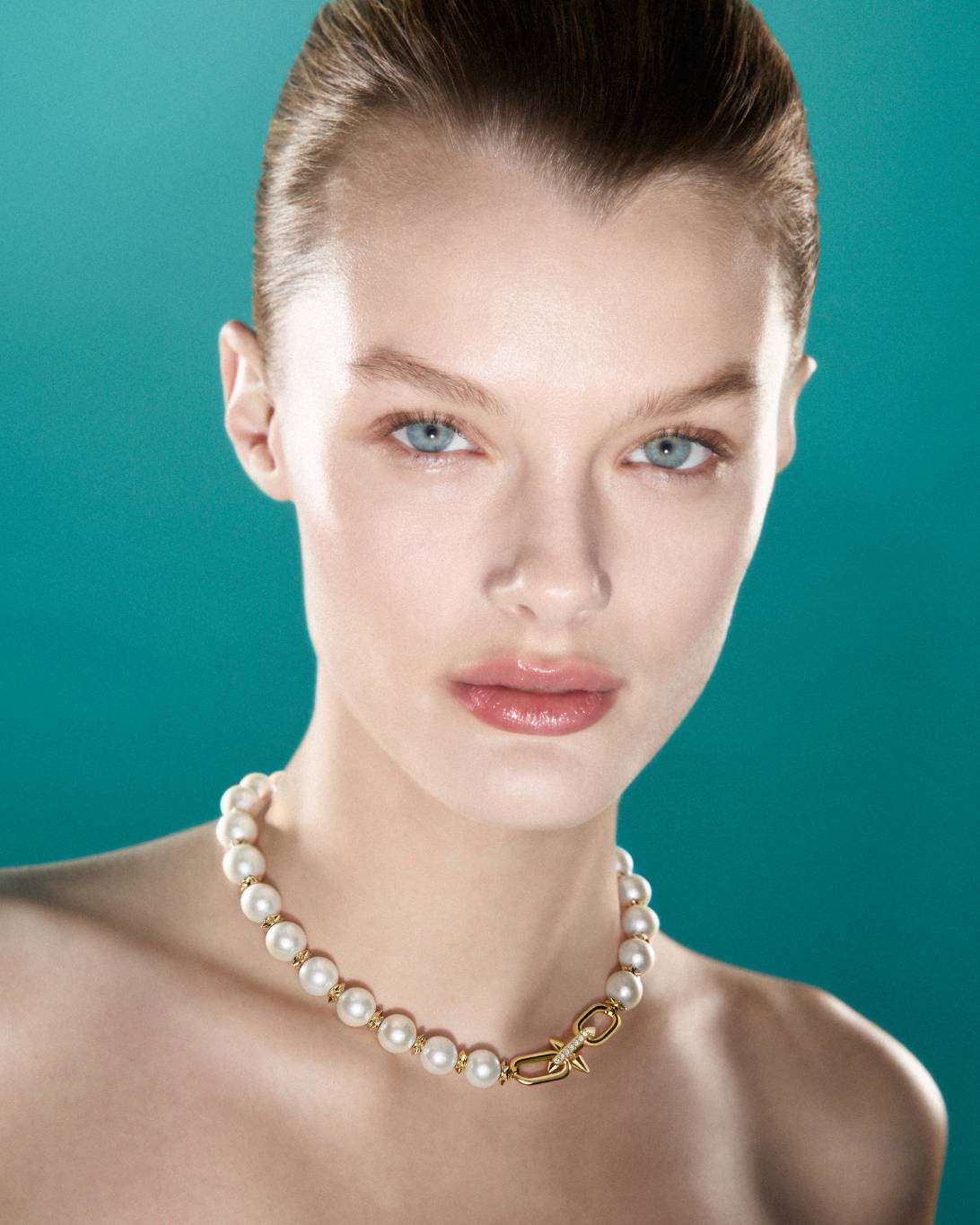 Tiffany & Co تُطلق تصاميم لؤلؤة المياه العذبة الجديدة من مجموعة Tiffany Titan من فاريل ويليامز