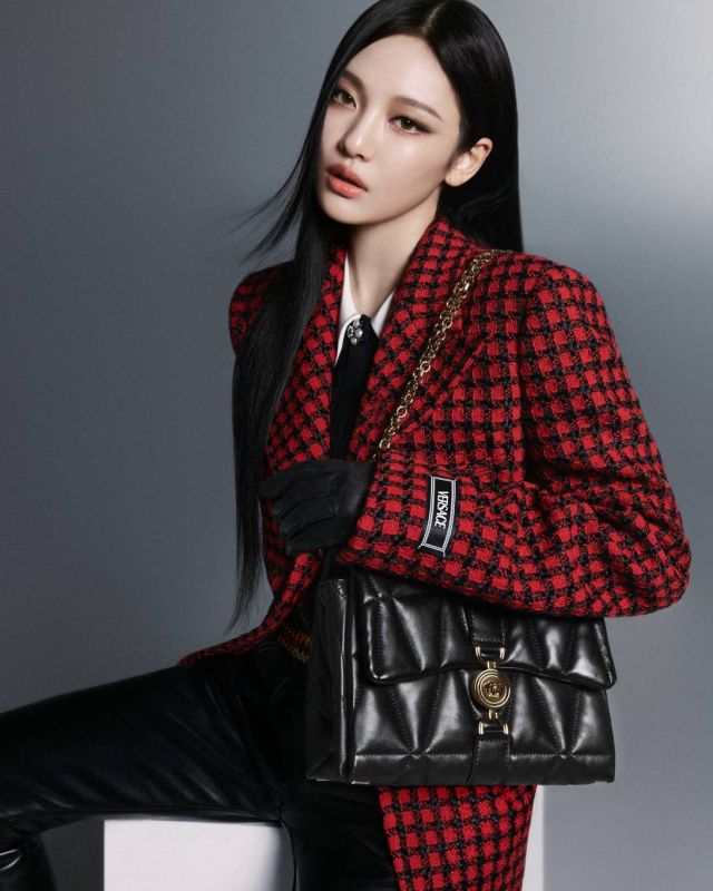 VERSACE FALL WINTER 2024 KLEIO CAMPAIGN NINGNING