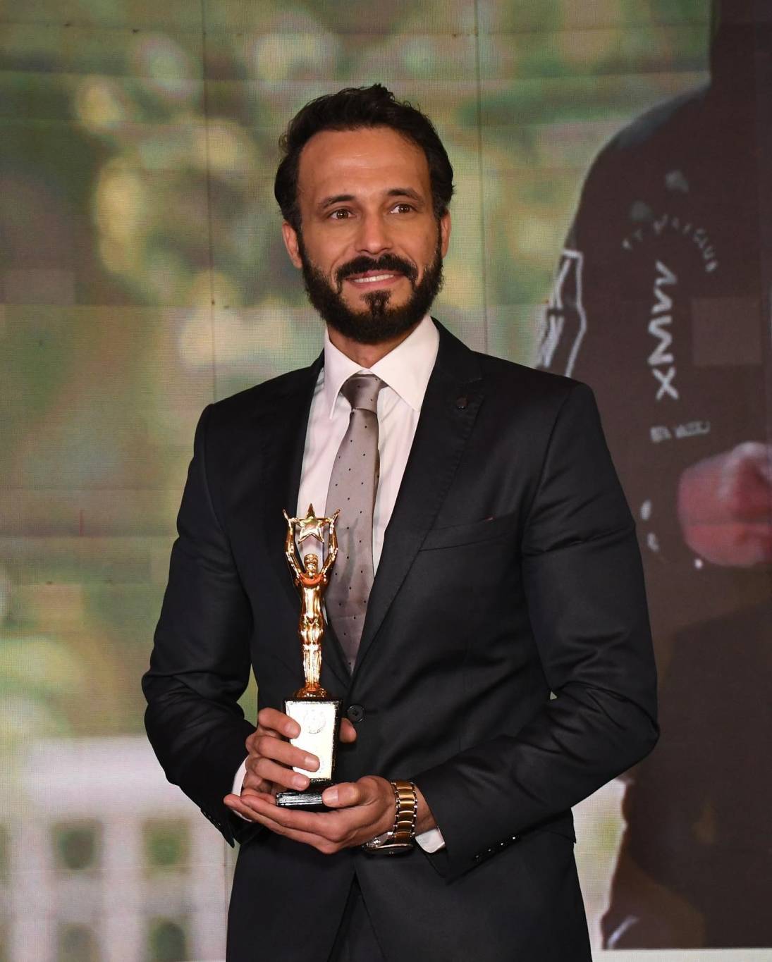 سرّ تواجد يوسف الشريف في مباراة كأس السوبر الأفريقي