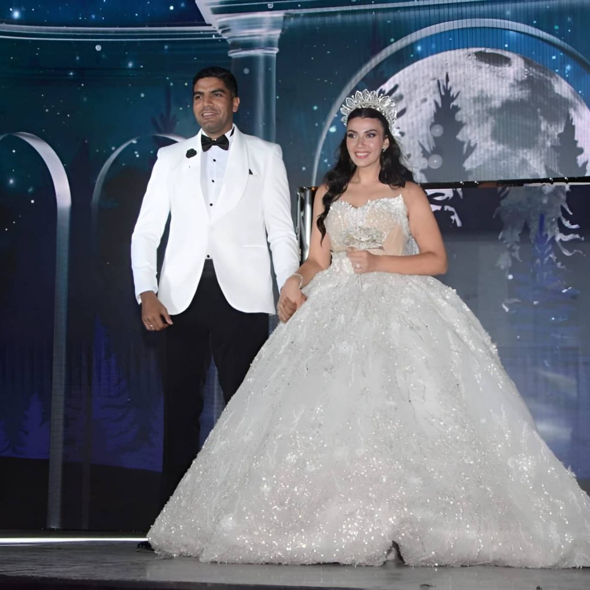 بالفيديو والصور - علاء مرسي يحتفل بزفاف ابنته في حضور نجوم الفن