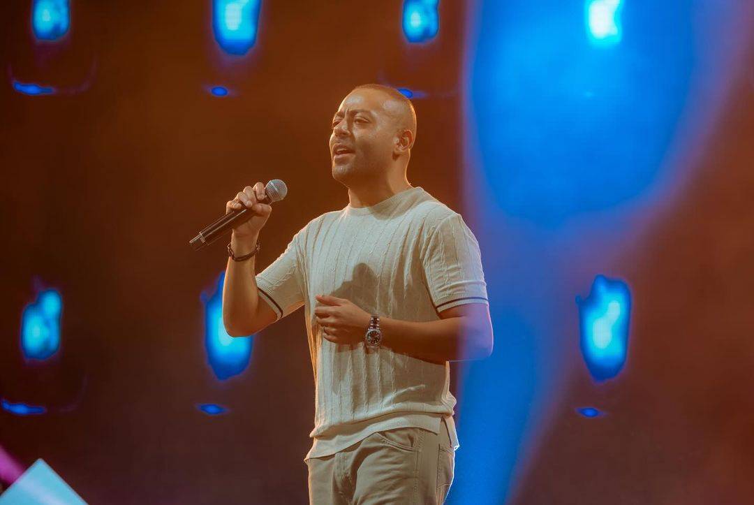 بالفيديو - تامر عاشور يوجّه رسالة لأنغام وهي تردّ