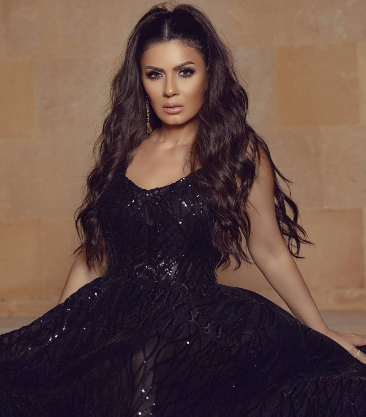 بالفيديو - نجلاء بدر تكشف أسراراً جديدة عن بداياتها