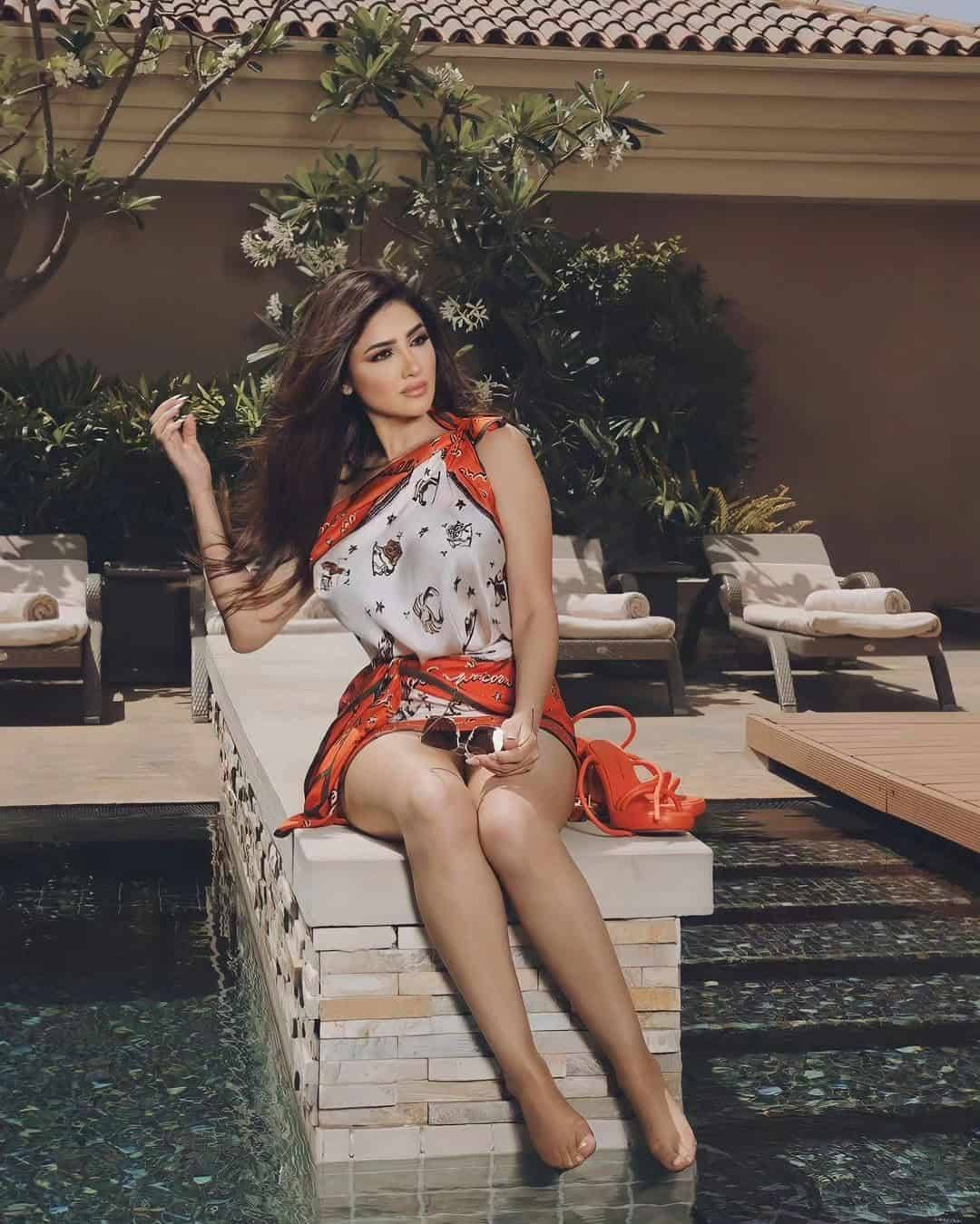 مي عمر تكشف للمرة الأولى عن أسلوبها في تربية ابنتيها