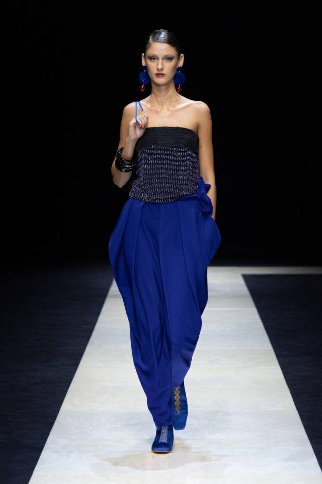 EMPORIO ARMANI SS25 WOMENSWEAR SHOW 