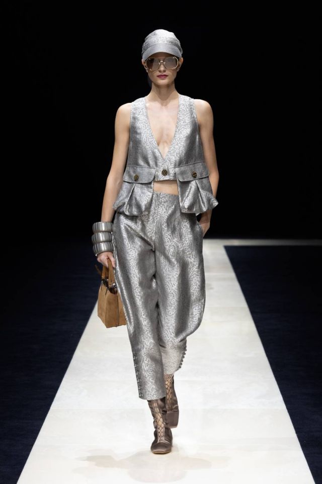 EMPORIO ARMANI SS25 WOMENSWEAR SHOW 