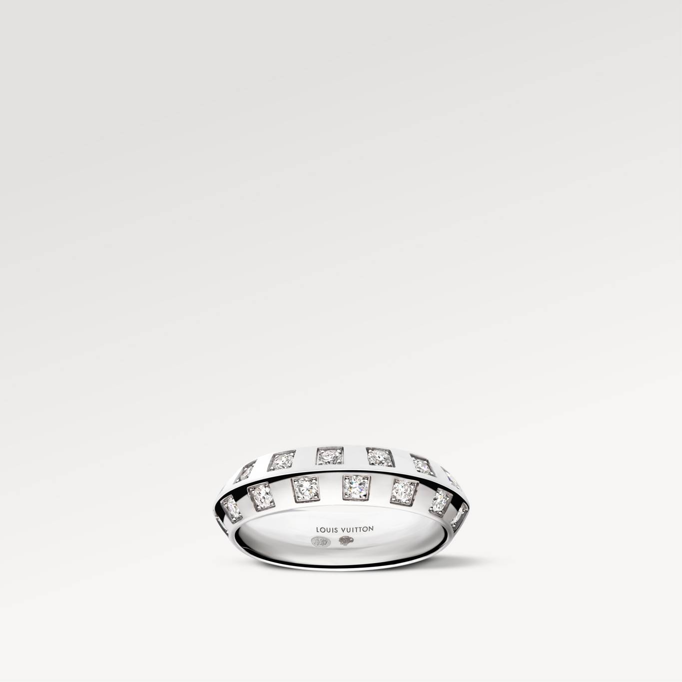 LE DAMIER DE LOUIS VUITTON WHITE GOLD DIAMONDS RING 5MM