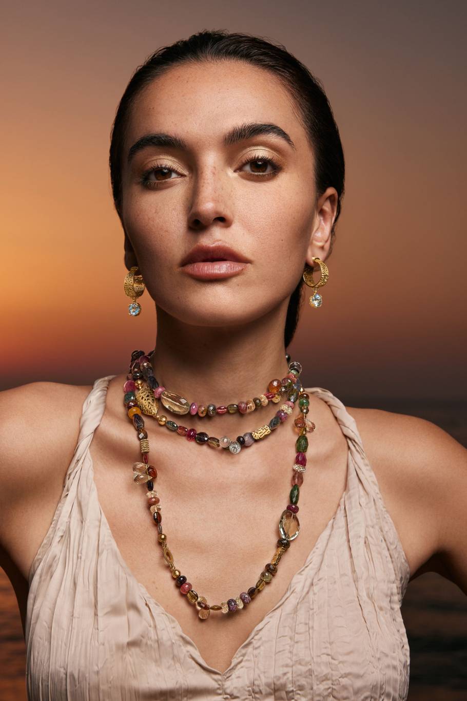 عزّة فهمي تقدّم 