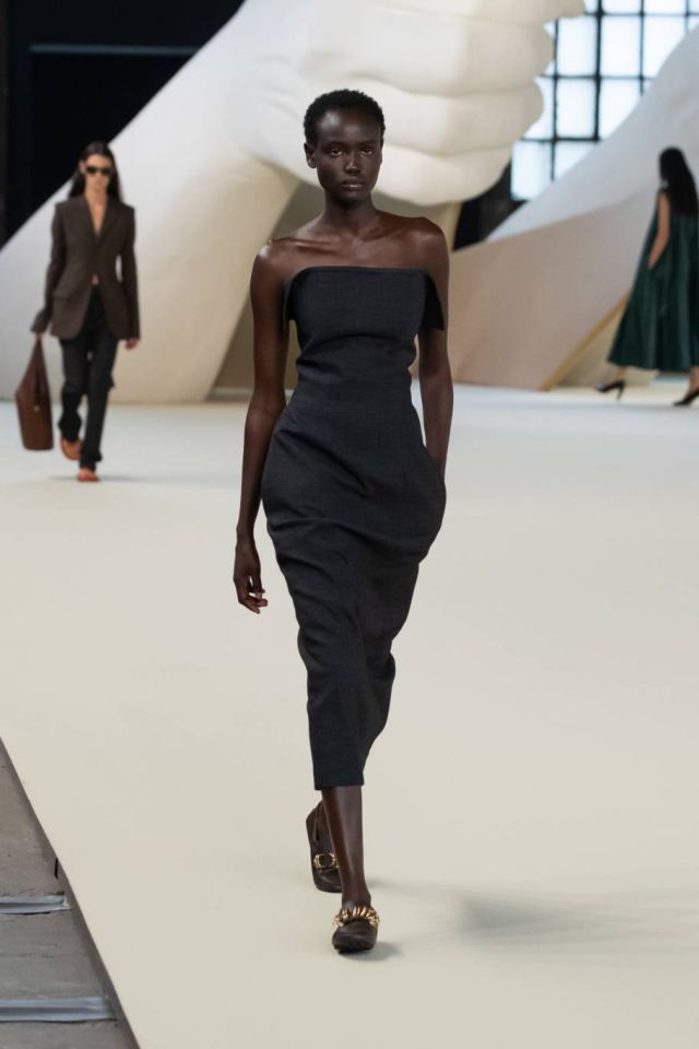 TOD'S MFW SS25 WOMEN 