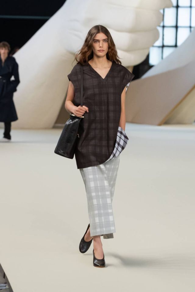 TOD'S MFW SS25 WOMEN 