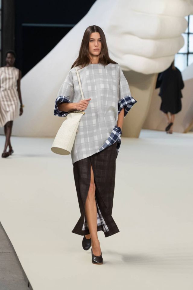 TOD'S MFW SS25 WOMEN 