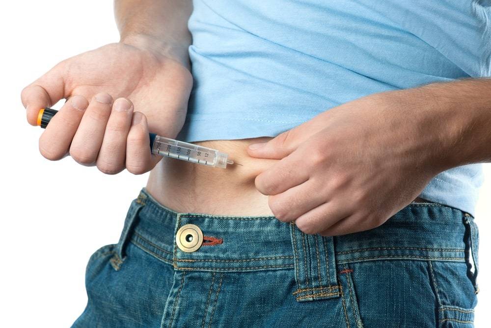 بارقة أمل للملايين... علاج شابّة مصابة بالسكري