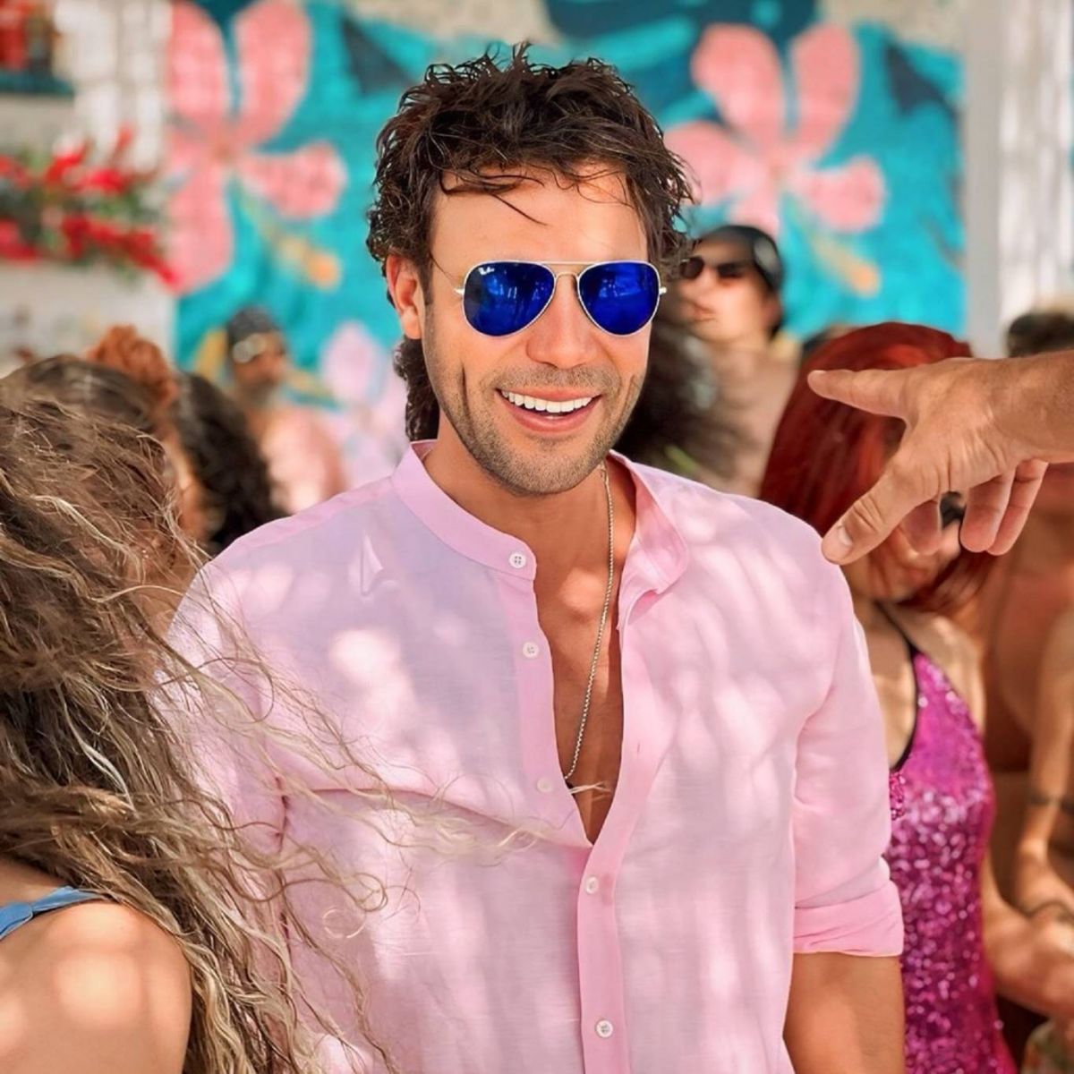 عمرو سلامة يحيّر جمهور محمد إمام والأخير يردّ