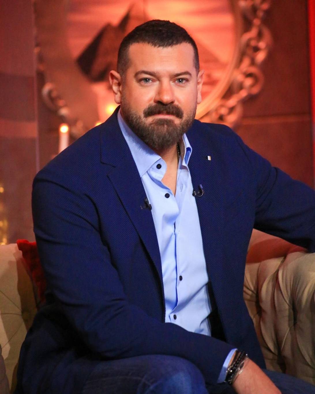 عمرو يوسف