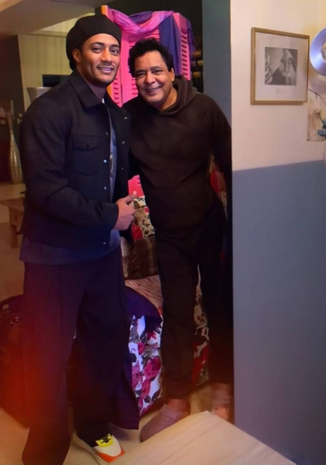 محمد رمضان ومحمد منير 