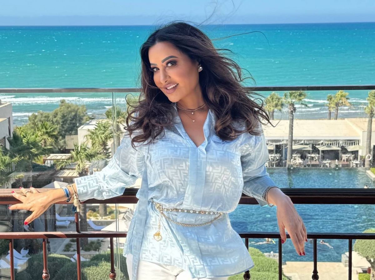 خالد يوسف يدافع بقوة عن لطيفة... ما القصة؟