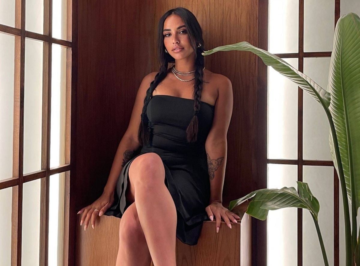 آية سماحة تثير الجدل بهجومها على طلاب 