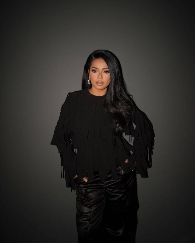 رحمة رياض تبكي بسبب مشترِك في 