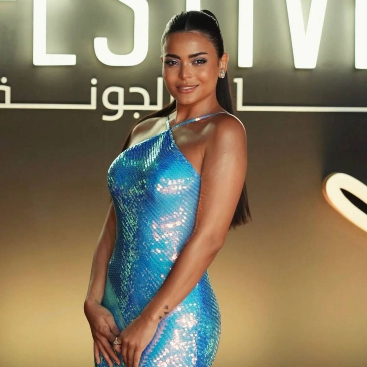 أسماء جلال تكشف عن فتى أحلامها