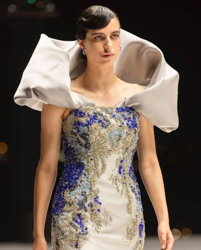 عرض عدنان أكبر 