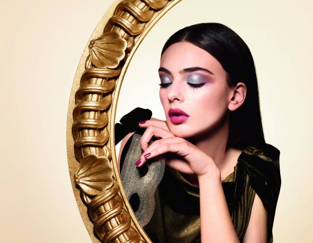 دار Dior تقدّم مجموعة Golden Ball الخاصة بموسم أعياد 2024