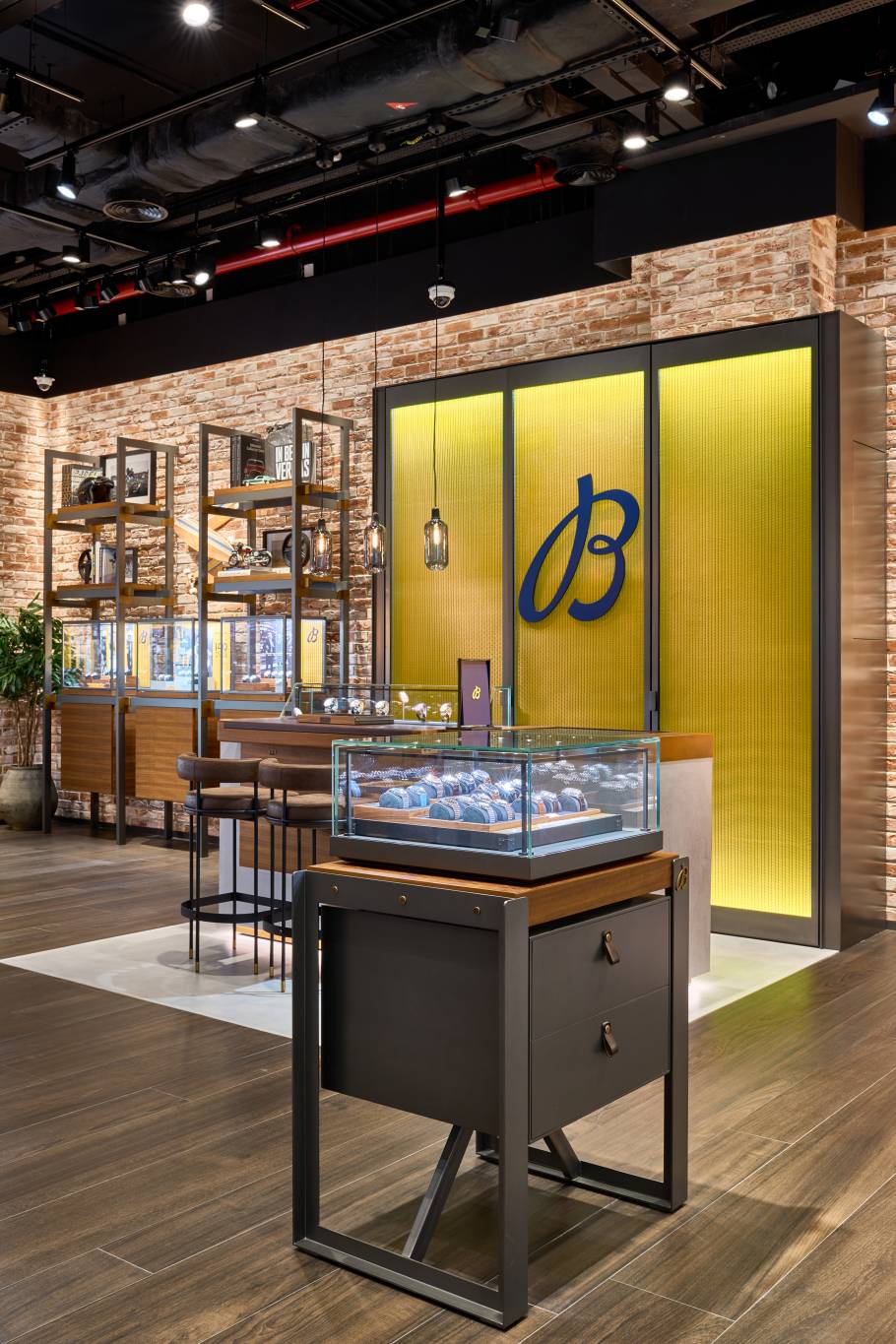 BREITLING توسّع رقعة انتشارها في أبوظبي مع افتتاح بوتيك جديد لها