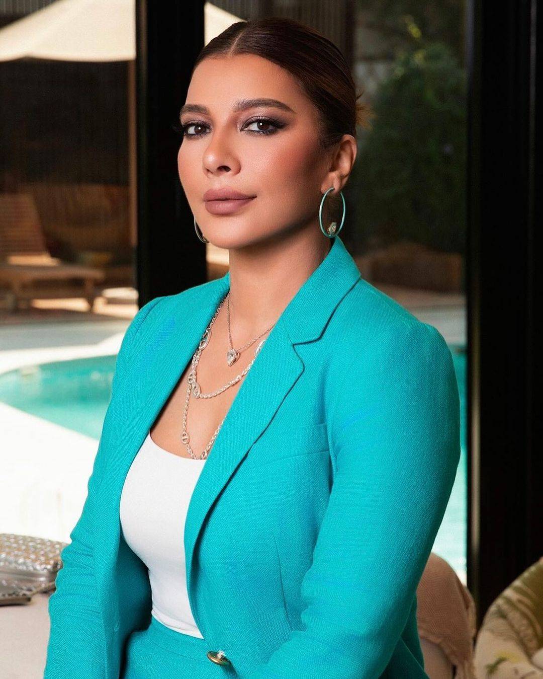 أول ظهور علني لحفيدة أصالة... تعرّفوا إليها