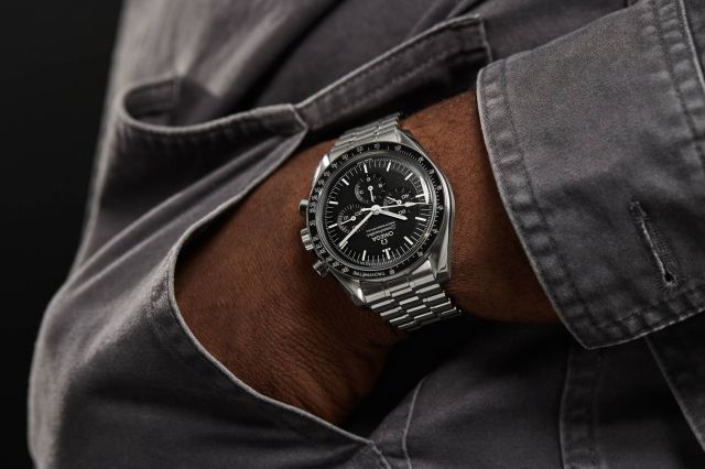 ساعات Omega.. هدايا خالدة بروح فريدة
