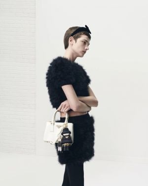 أزياء Prada الأنيقة تُلهم روح الإحتفال