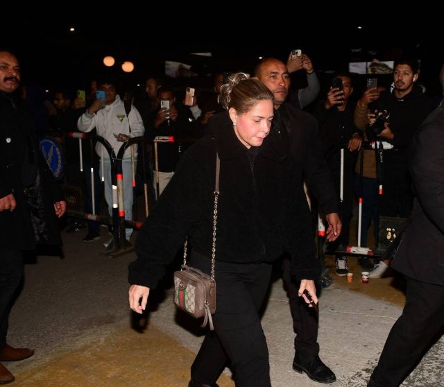 صابرين تصل العزاء