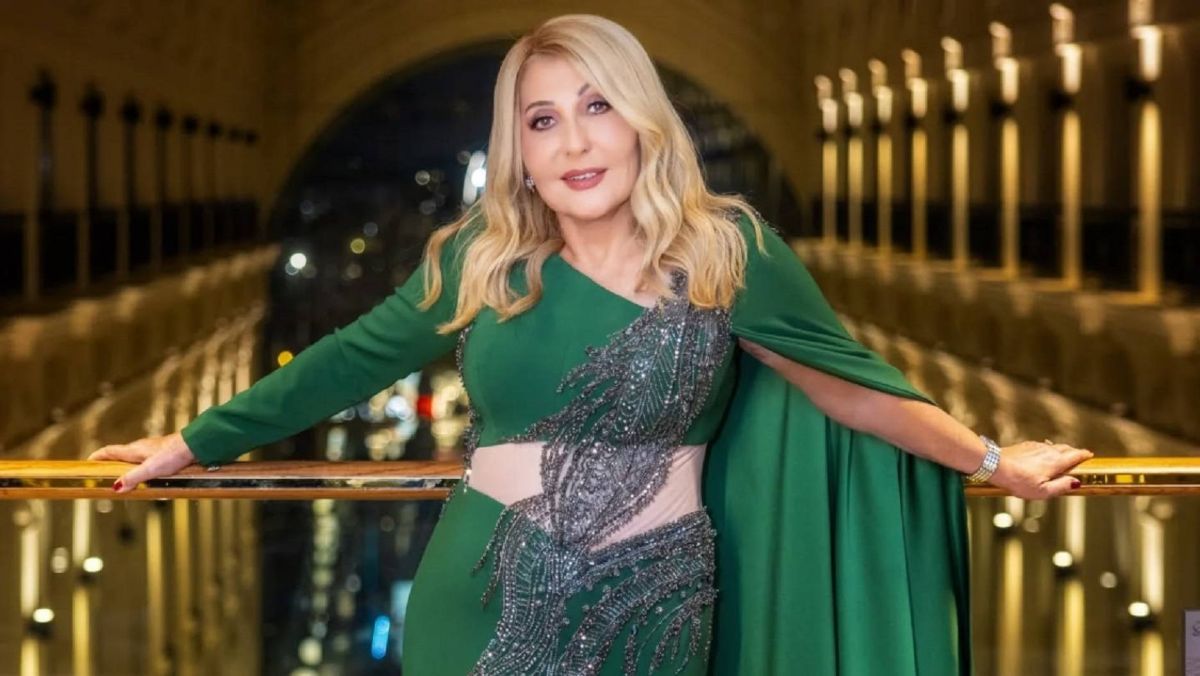 نادية الجندي تكشف سبب غيابها عن الفن ورأيها في منى زكي (فيديو)