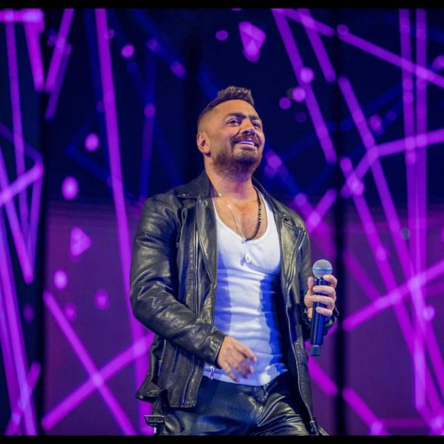 تامر حسني يحفّز الشباب برسالة مؤثّرة (فيديو)