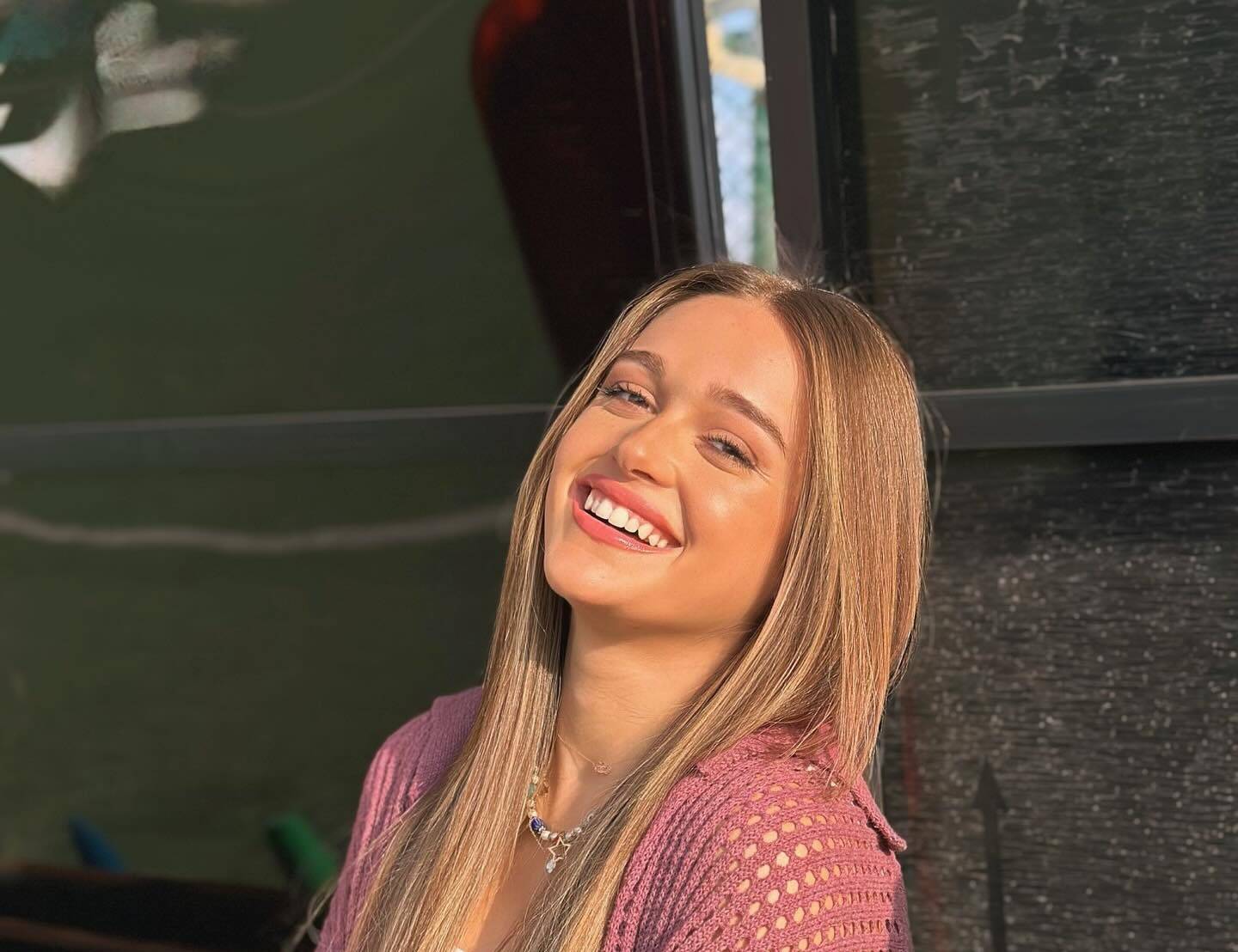 نور إيهاب نور إيهاب