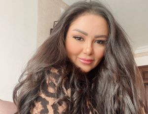 انتقاد ممثلة مصرية بعد تغيّر ملامحها... وهي تعلّق (فيديو)