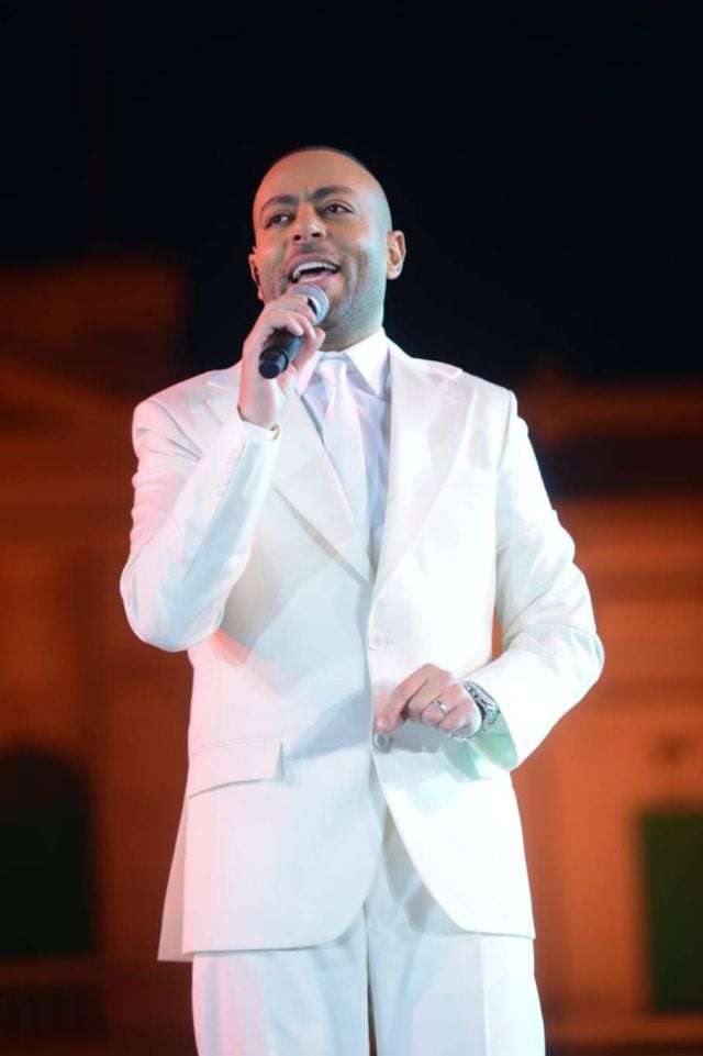 تامر عاشور في حفل قصر عابدين