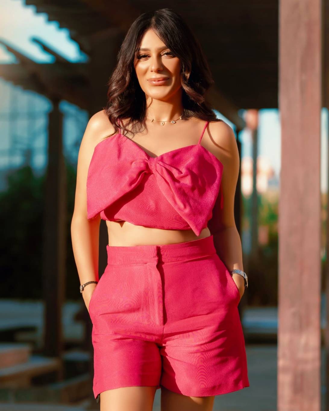 إنجي المقدّم عن جدل إطلالاتها: أرفض أن يسرق أحد فرحتي