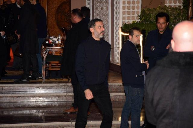 محمد فراج يغادر العزاء