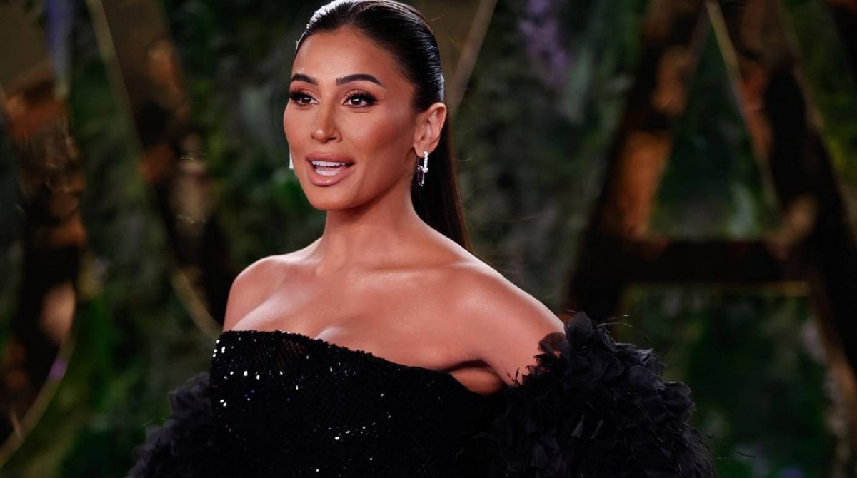 دينا الشربيني سعيدة بتعاونها للمرة الأولى مع حسين فهمي