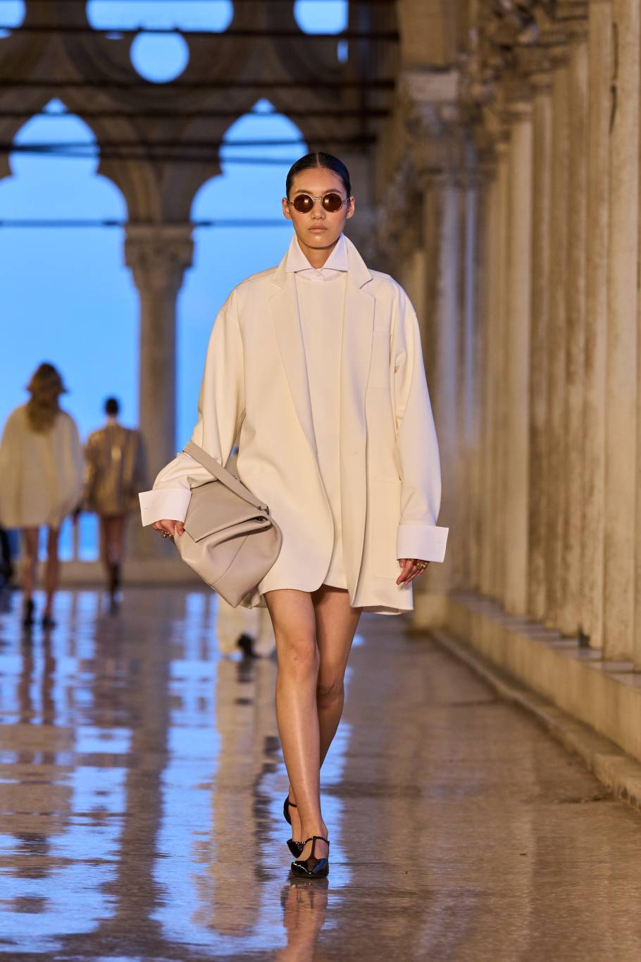 Max Mara Resort 2025 Max Mara Resort 2025