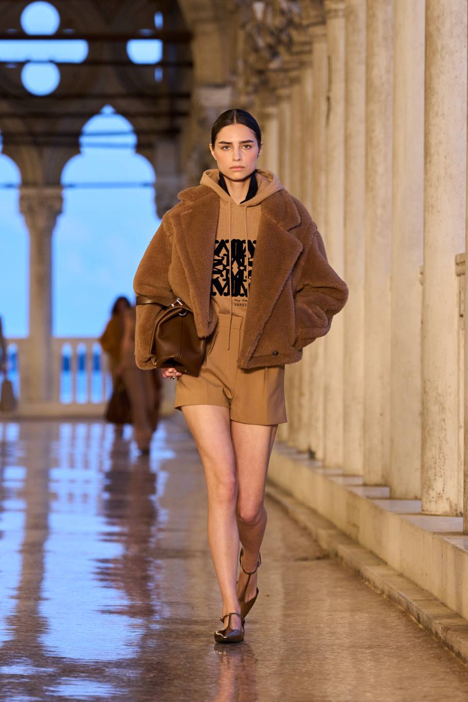 Max Mara Resort 2025 Max Mara Resort 2025