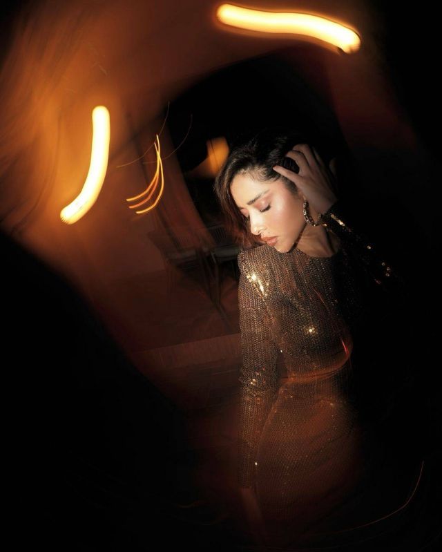 بلقيس بمجوهرات 