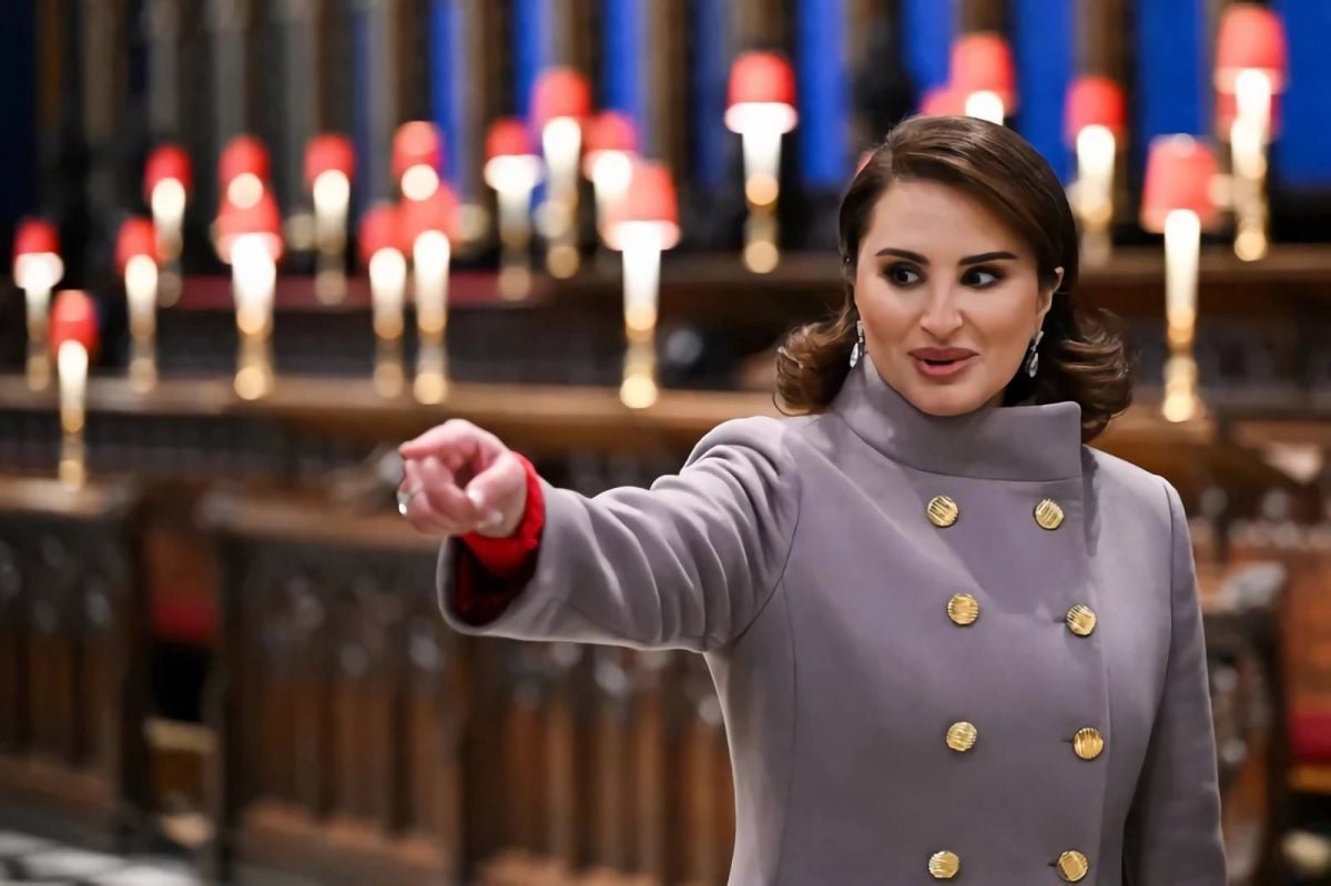 الشيخة جواهر تتألق بإطلالتها مع كيت ميدلتون في استقبال الأمير تميم في لندن