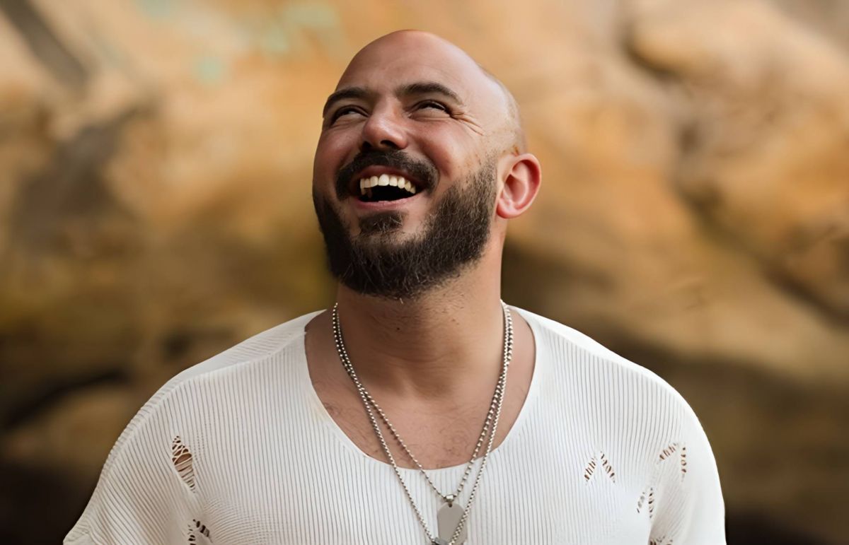 محمود العسيلي يطرح الأغنية الدعائية لفيلم 