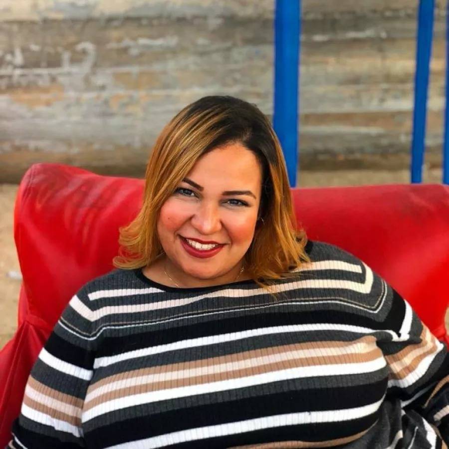 ويزو تبكي بسبب طفليها وتتحدث عنهما (فيديو)